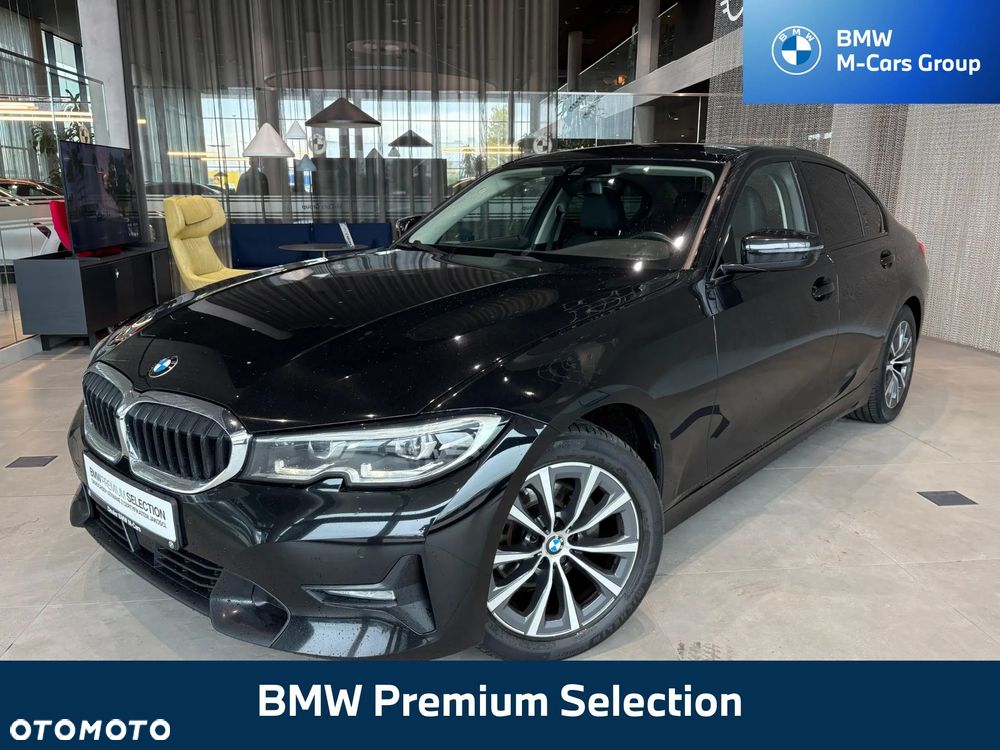 BMW Seria 3 320i Sport Line