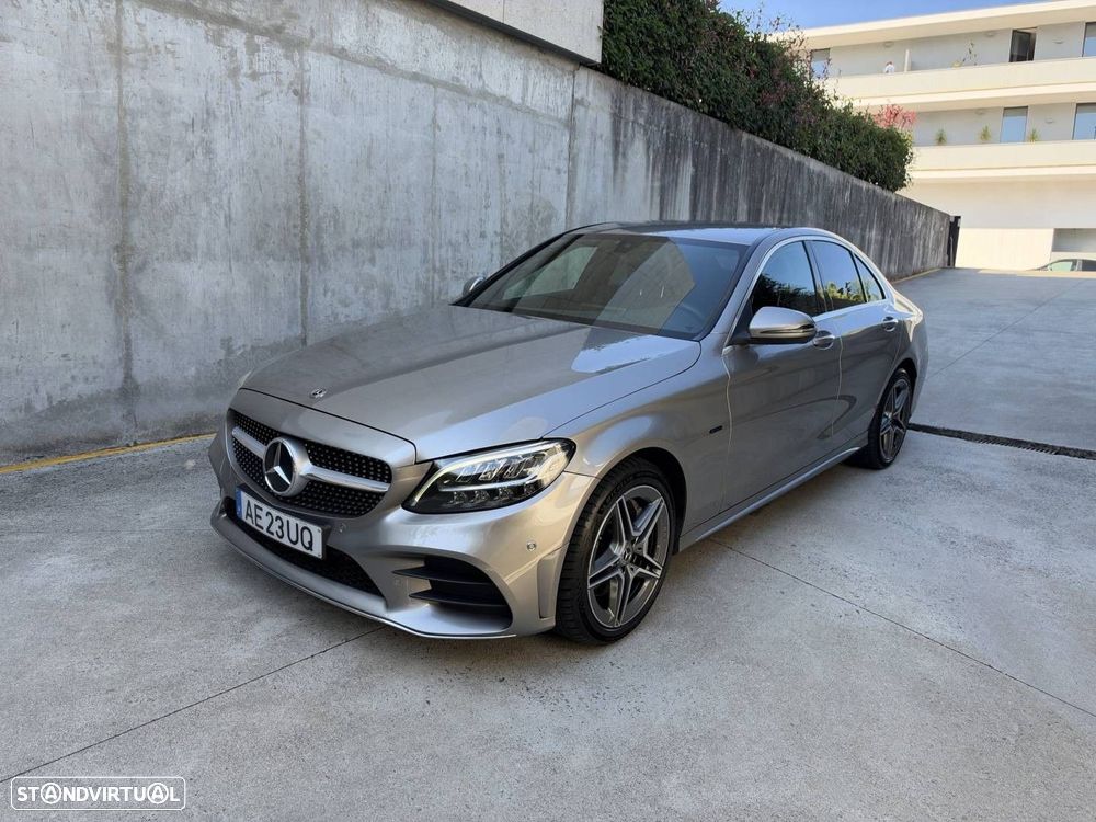 Mercedes-Benz C 300 de AMG Line - 2