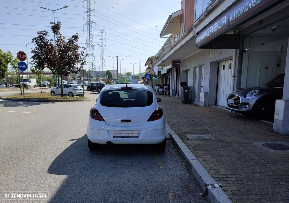 Opel Corsa 1.2 Black Edition - 5