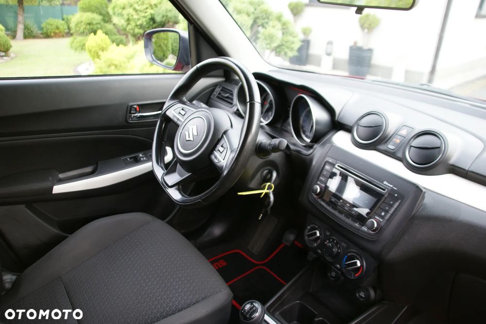 Suzuki Swift - 14
