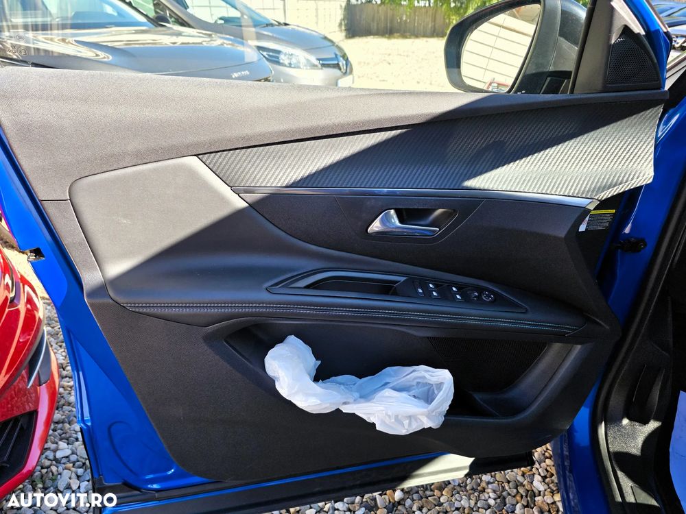 Peugeot 3008 Plug-In Hybrid 225 e-EAT8 Allure Pack - 21