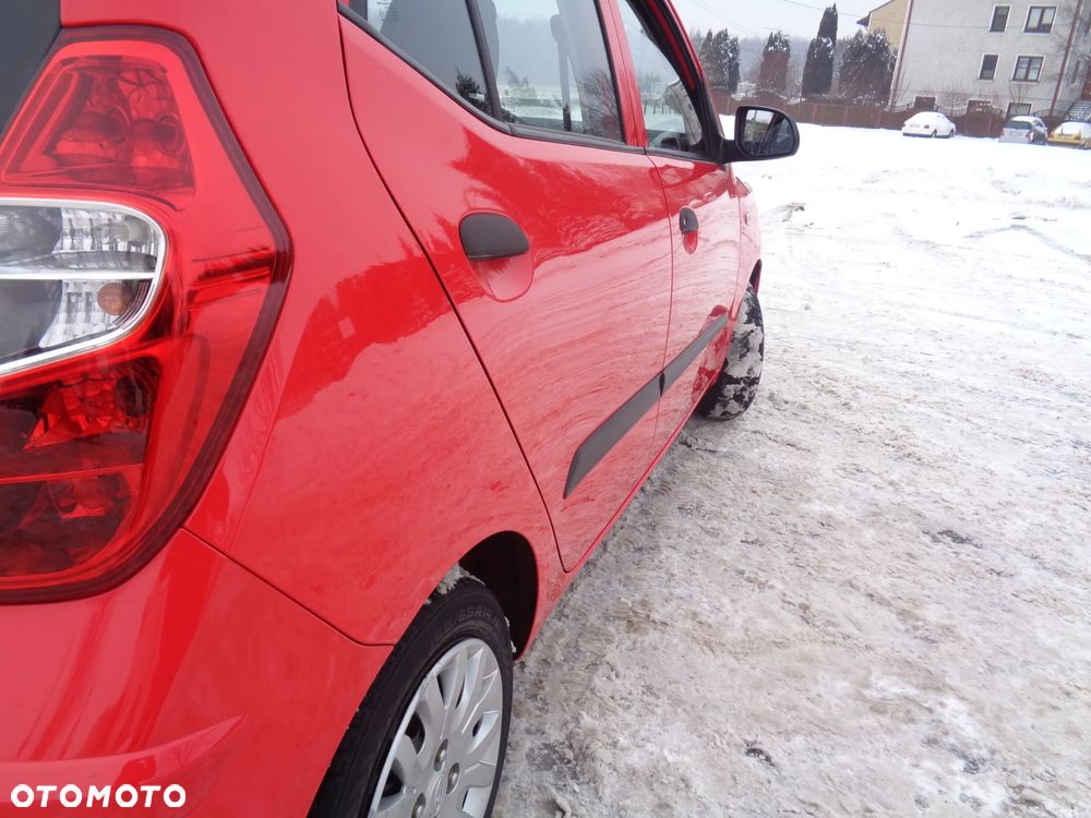 Hyundai i10 1.1 Premium - 24