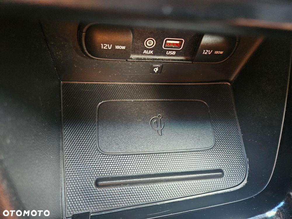 Kia Niro 1.6 GDI Hybrid M - 18