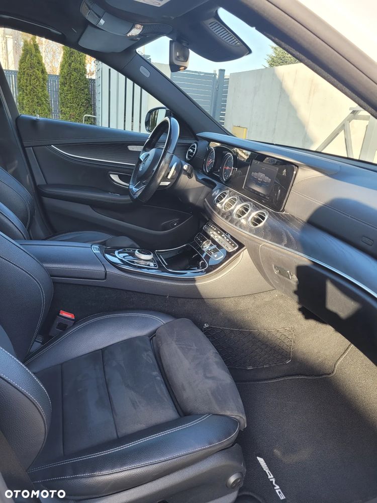 Mercedes-Benz Klasa E 220 d 4-Matic 9G-TRONIC - 7