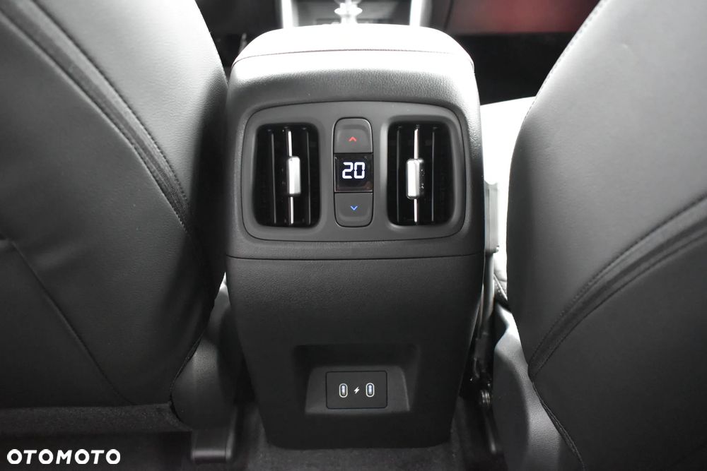 Hyundai Tucson 1.6 T-GDi Smart 2WD - 24