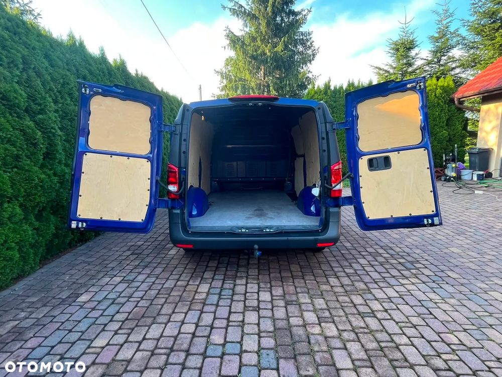 Mercedes-Benz Vito - 20