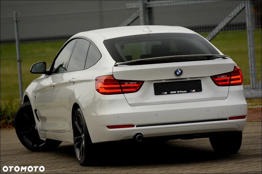 BMW 3GT 318d Luxury Line - 3