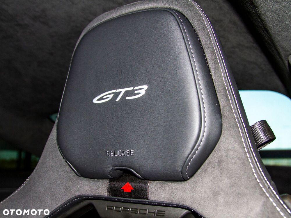 Porsche 911 GT3 PDK - 25