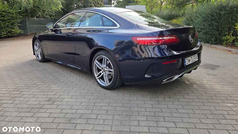 Mercedes-Benz Klasa E 350 Coupe 9G-TRONIC - 12