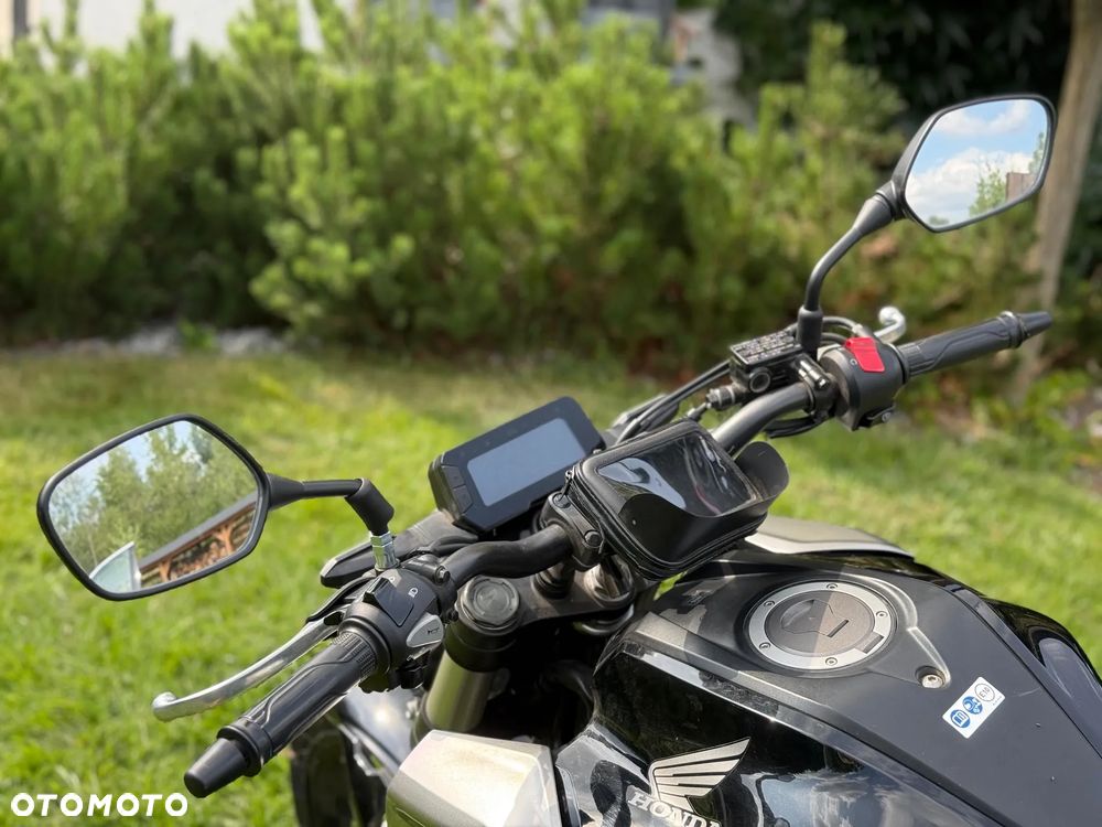 Honda CB - 4