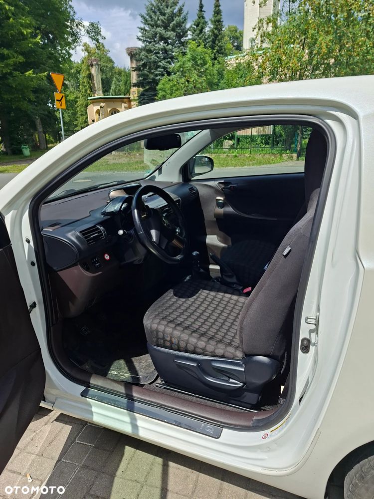 Toyota iQ 1.0 - 16
