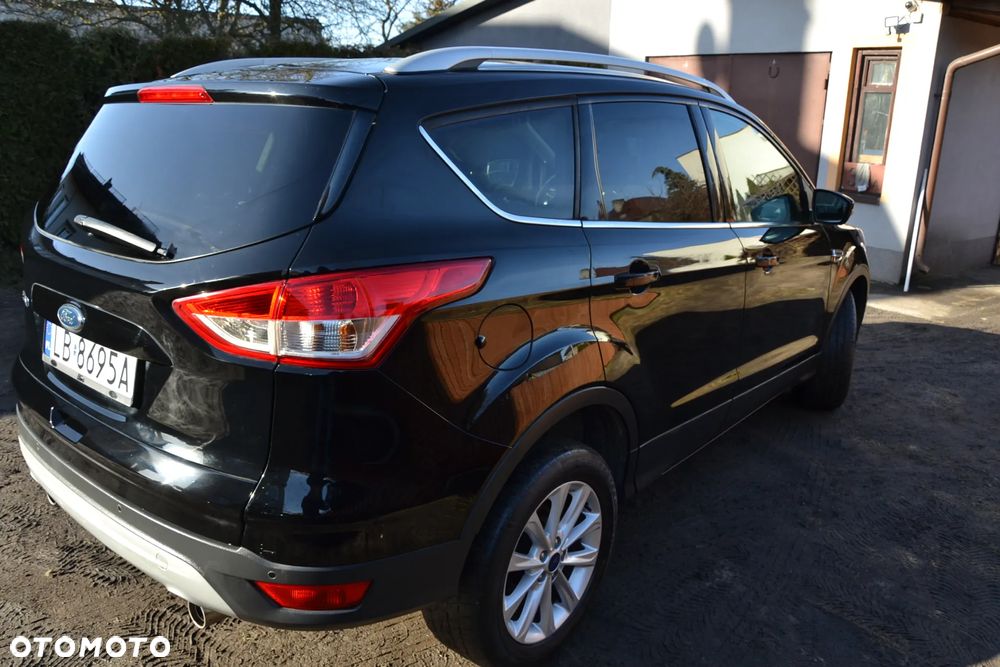 Ford Kuga - 1