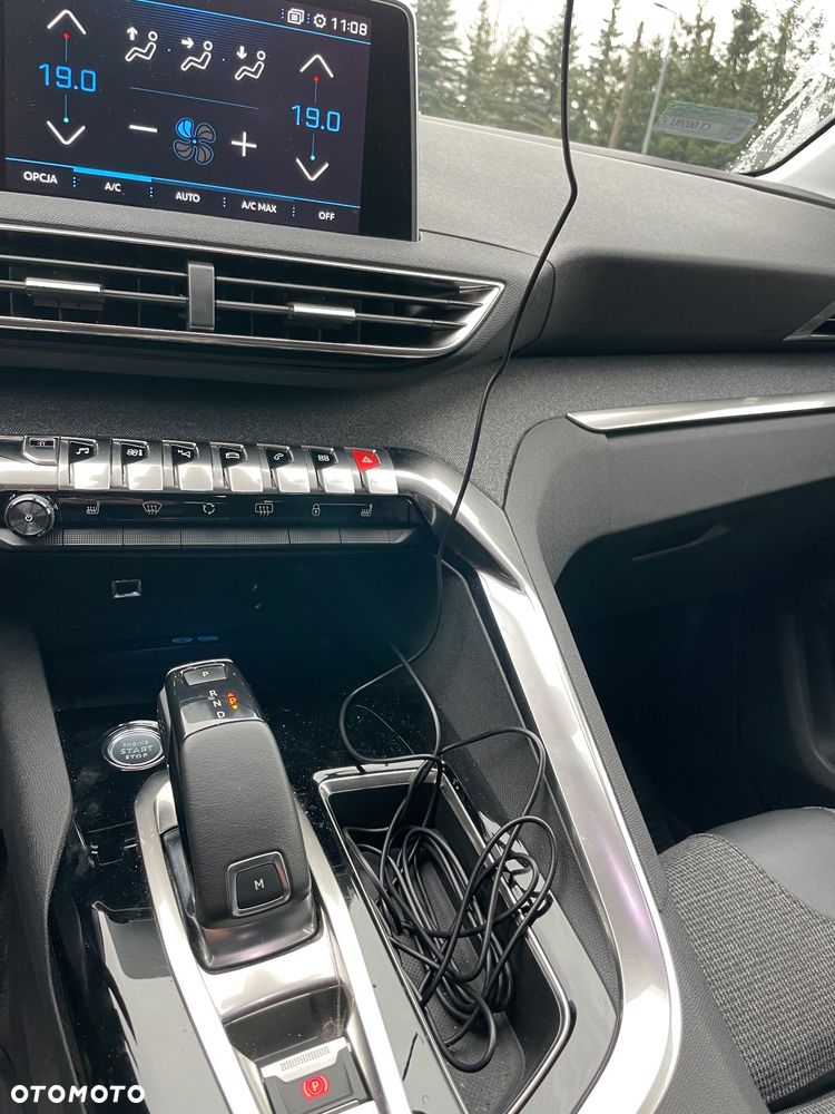 Peugeot 5008 1.6 PureTech Allure S&S EAT8 - 7