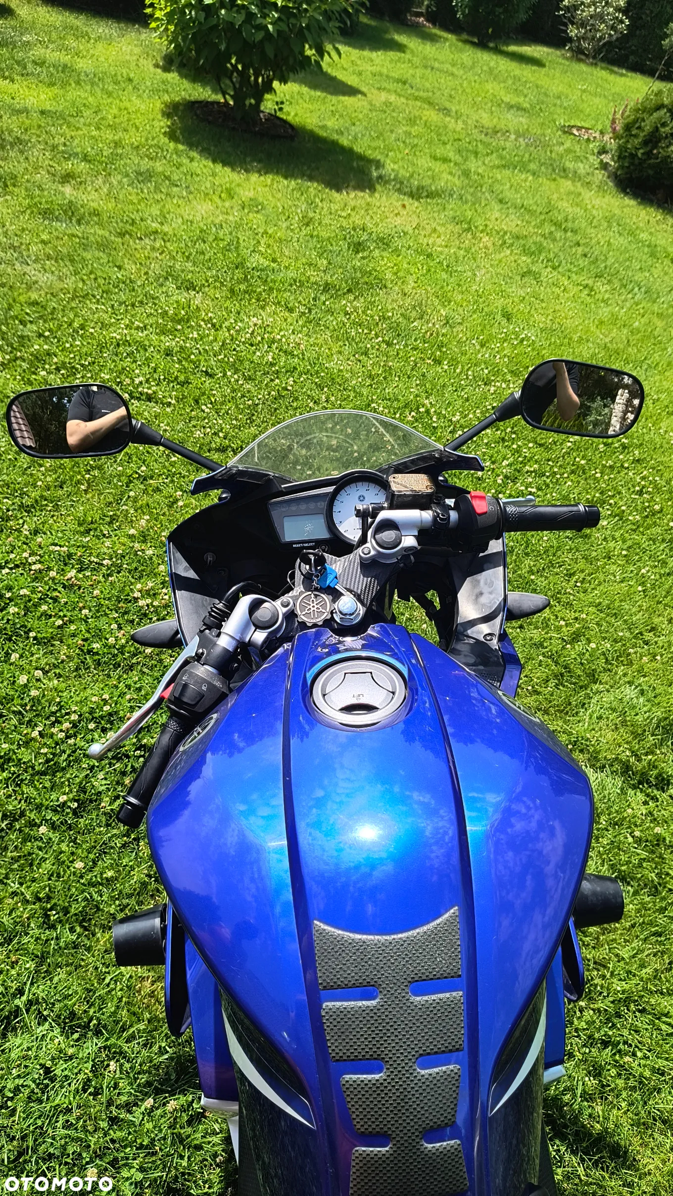 Yamaha YZF - 7
