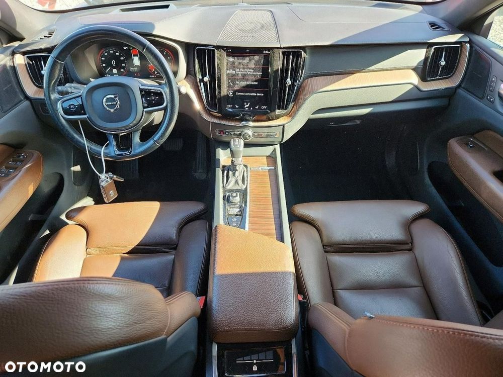 Volvo XC 60 T5 AWD Inscription - 8