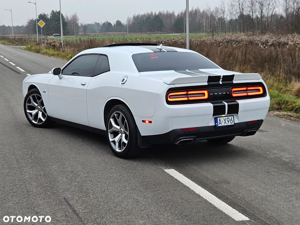 Dodge Challenger Automatik R/T Plus - 22