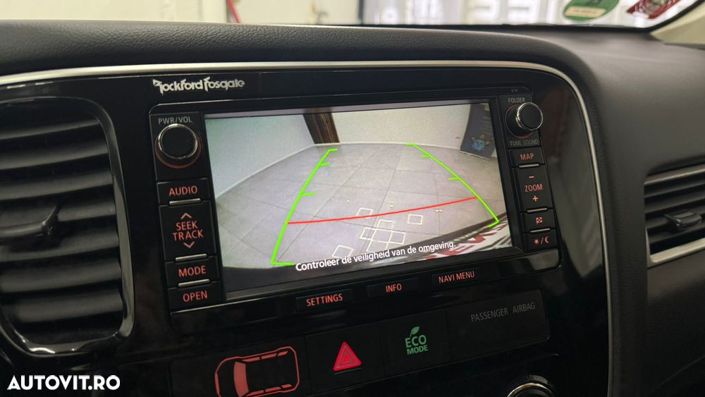 Mitsubishi Outlander 2.0 4WD - 22