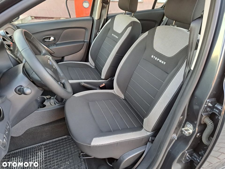 Dacia Sandero 0.9 TCe Laureate S&S - 9