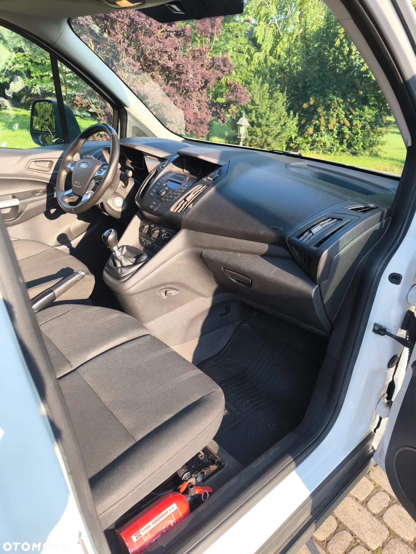 Ford TRANSIT CONNECT - 11