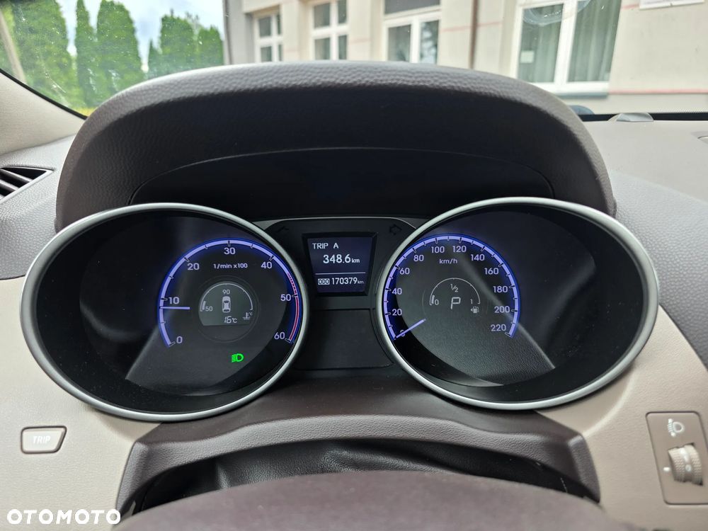 Hyundai ix35 - 40