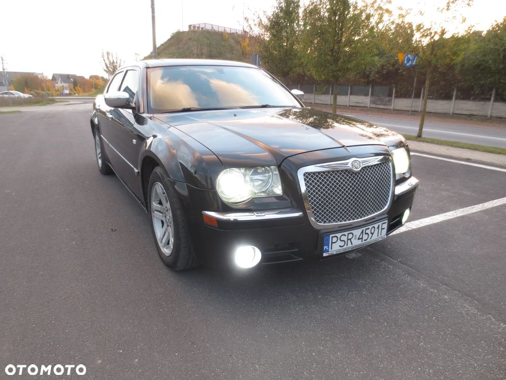 Chrysler 300C 3.5 V6 - 9