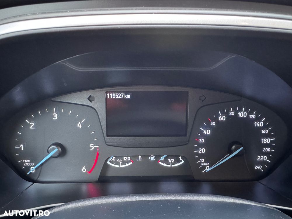 Ford Focus 1.5 EcoBlue Connected - 5