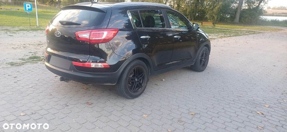 Kia Sportage 2.0 L - 9
