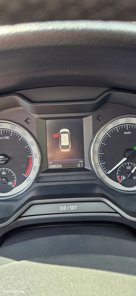 Skoda Octavia 1.6 TDI DSG Style - 13