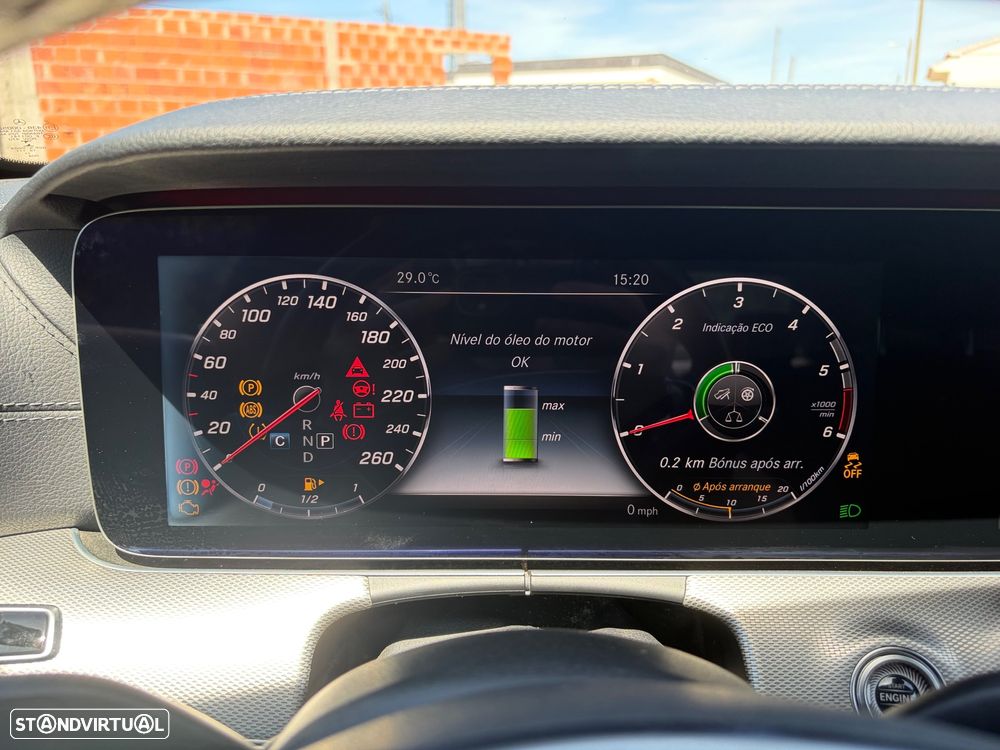 Mercedes-Benz E 220 d AMG Line - 39