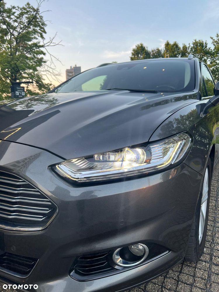 Ford Mondeo 2.0 EcoBoost Titanium - 36