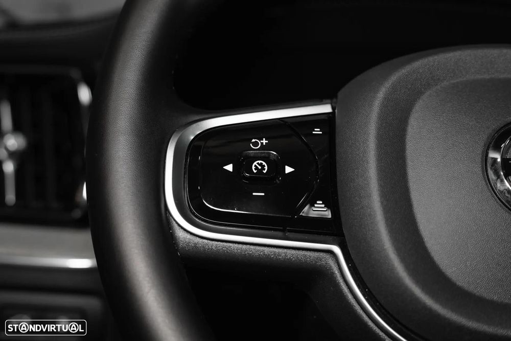 Volvo XC 60 T8 AWD Plus Black Edition - 7
