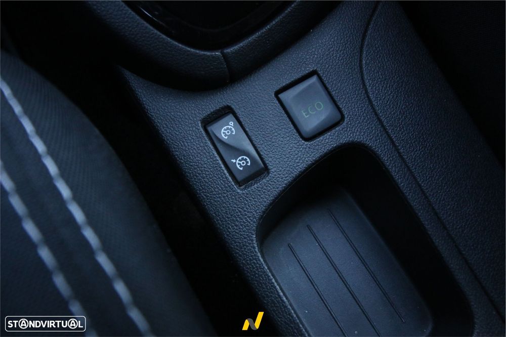 Renault Clio 0.9 TCE Limited - 17