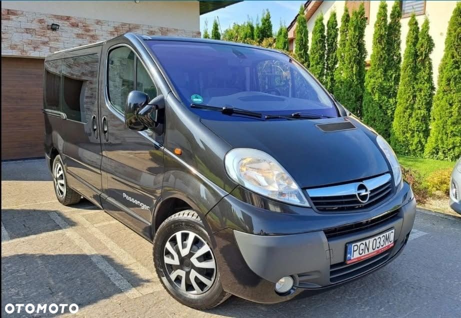 Opel Vivaro ver-tour-elegance-l1h1 - 3