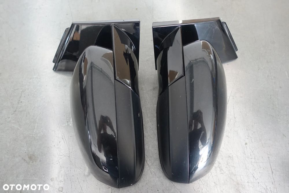 LUSTERKO LEWE PRAWE OPEL ADAM 5 PIN