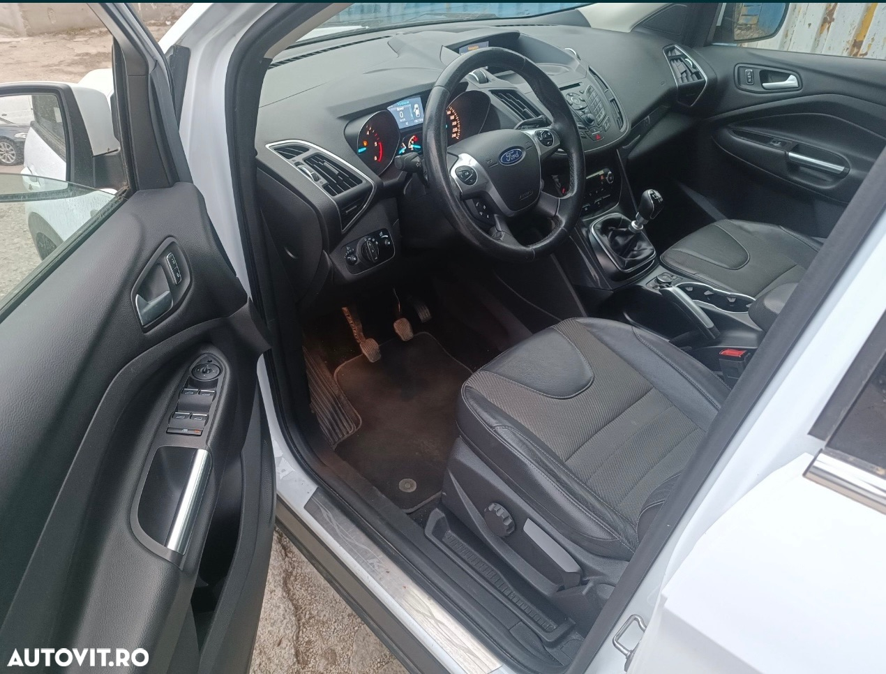 Ford Kuga 2.0 TDCi 4WD Titanium - 6