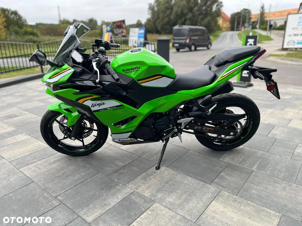 Kawasaki Ninja - 16
