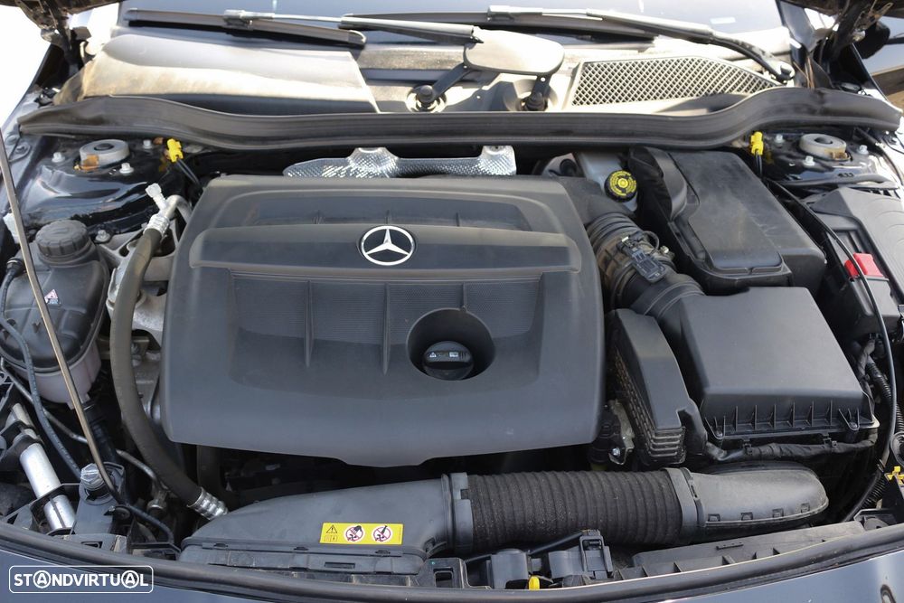 Mercedes-Benz CLA 180 d Urban - 38