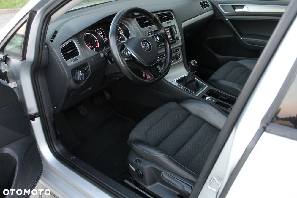 Volkswagen Golf 1.6 TDI BlueMotion Technology Comfortline - 7