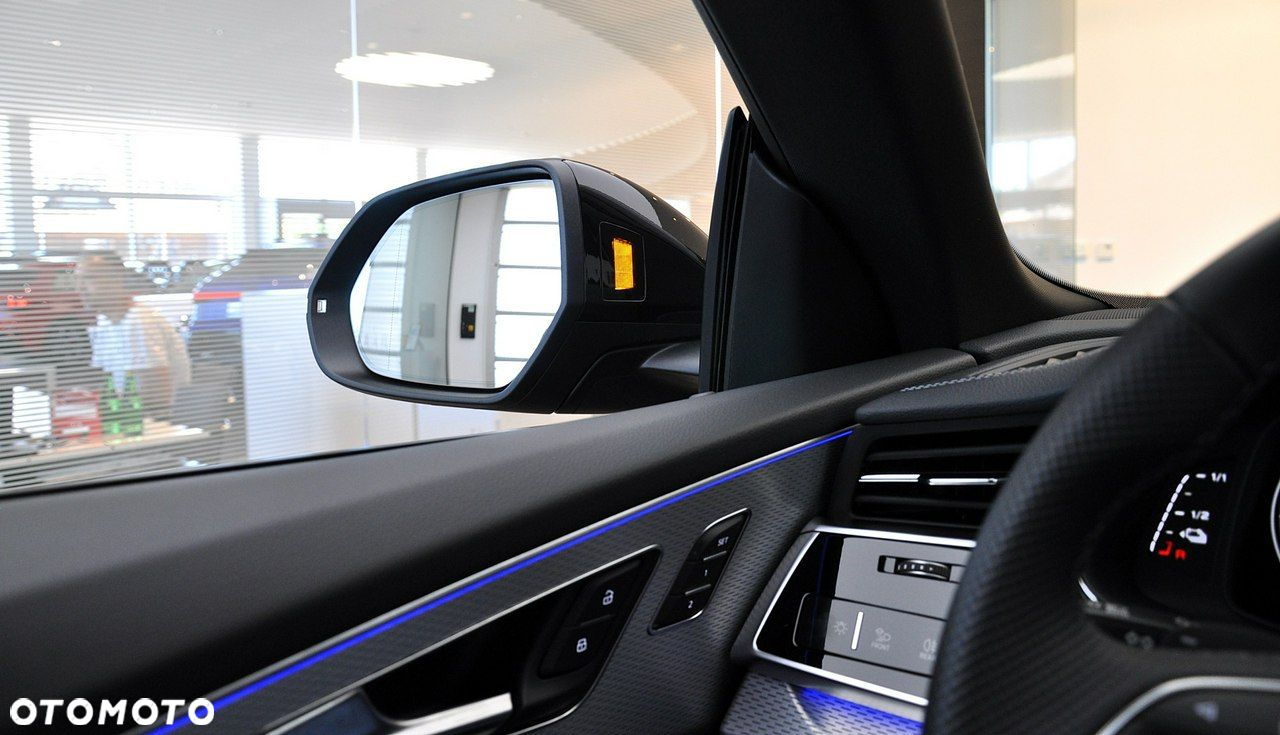 Audi Q8 - 25