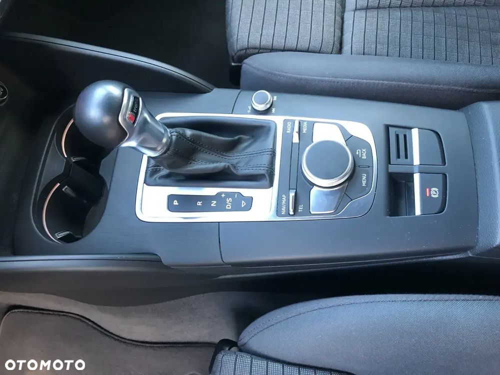 Audi A3 Sportback 1.5 TFSI cylinder on demand S tronic sport - 12