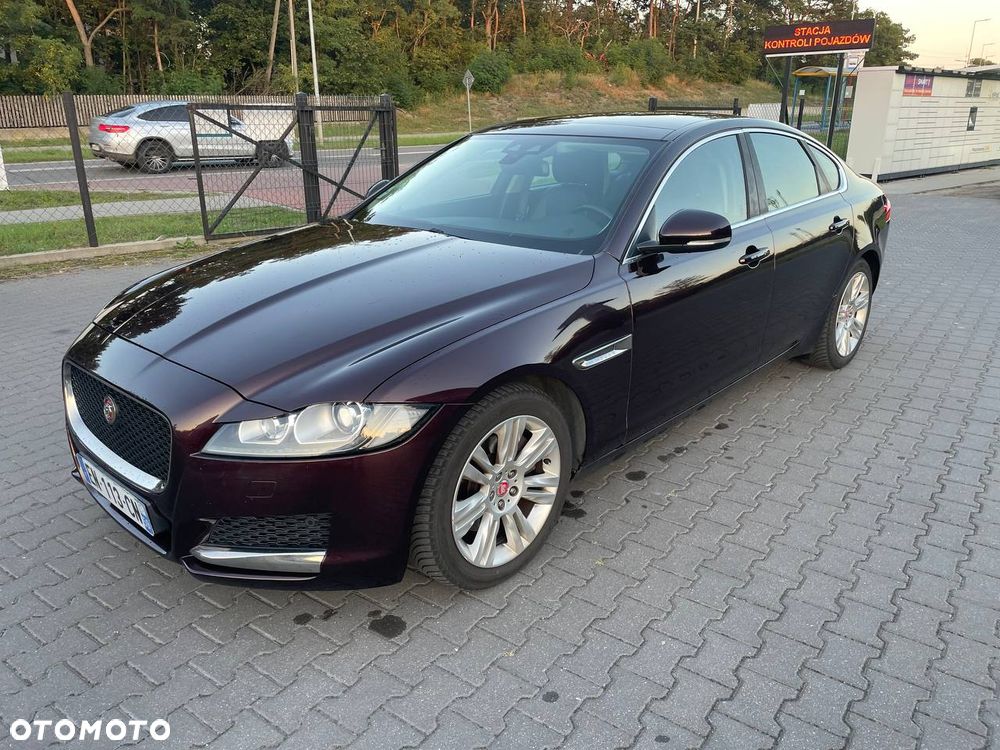 Jaguar XF 20d R-Sport Ingenium Edition - 4