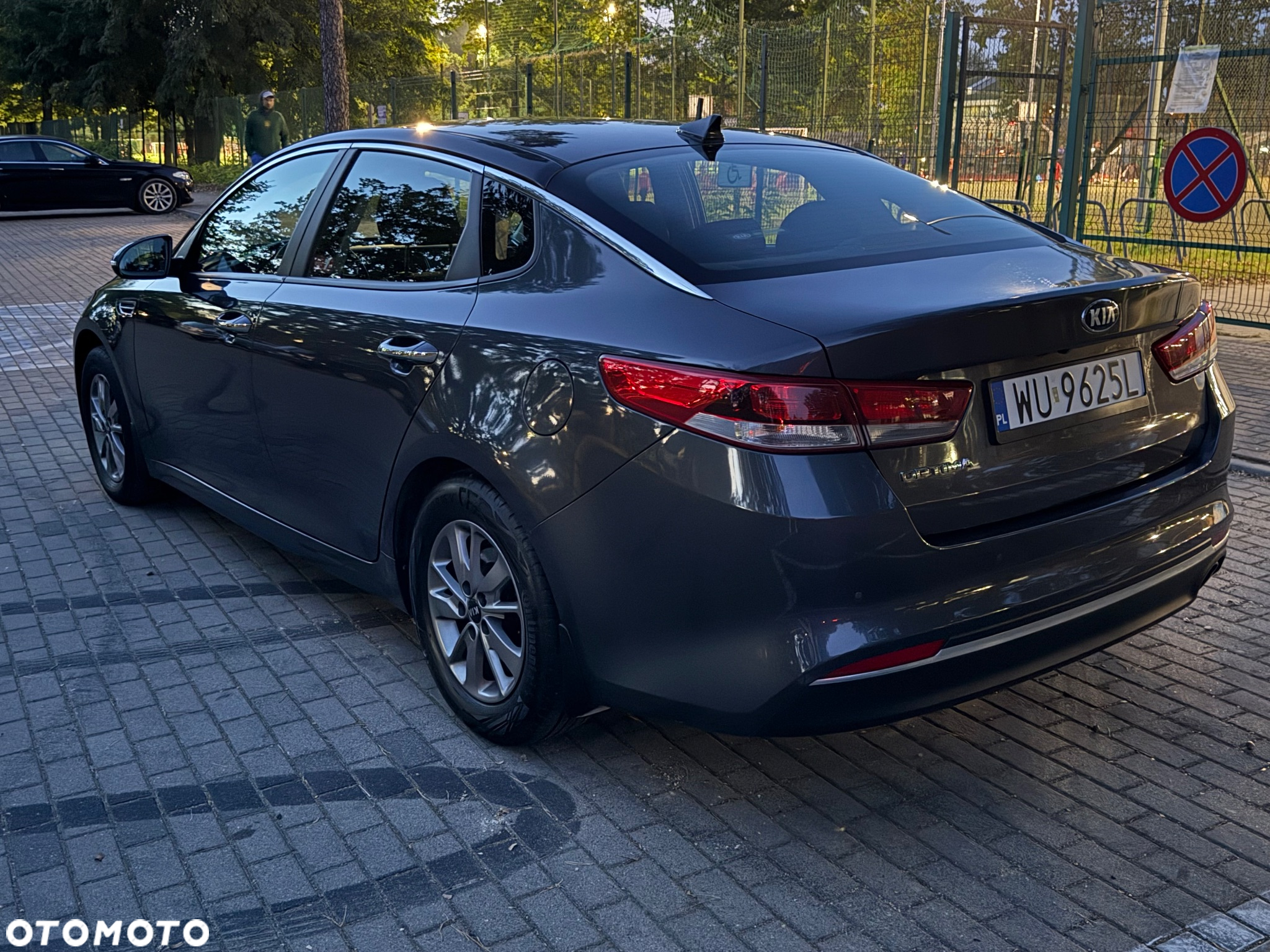 Kia Optima - 7
