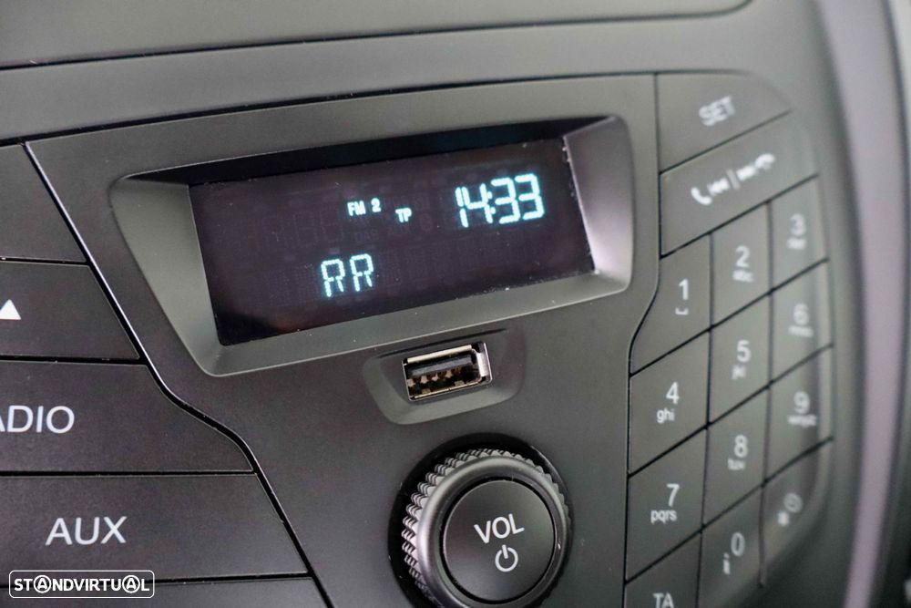 Ford Tourneo Courier 1.5 TDCi Ambiente - 23