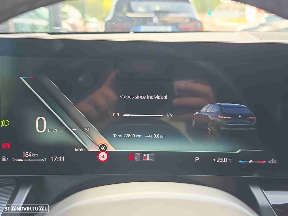 BMW 520 d Pack Desportivo M - 11
