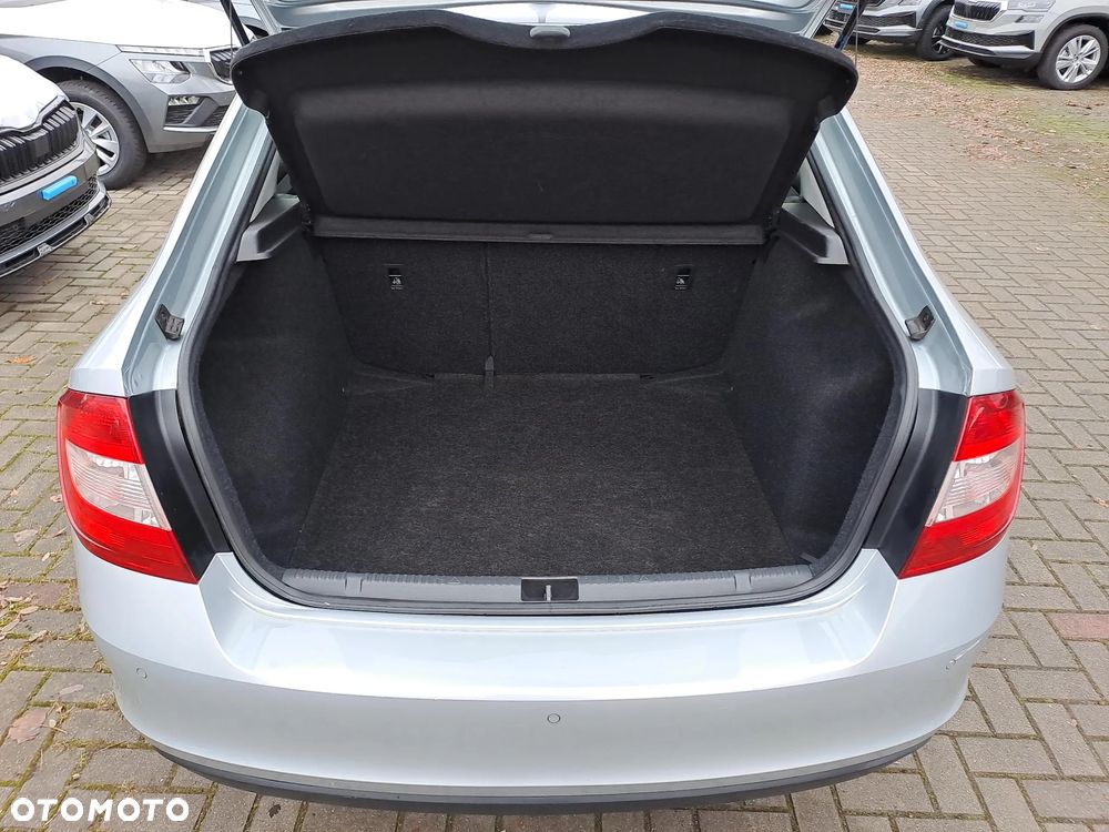 Skoda RAPID 1.0 TSI Ambition - 18