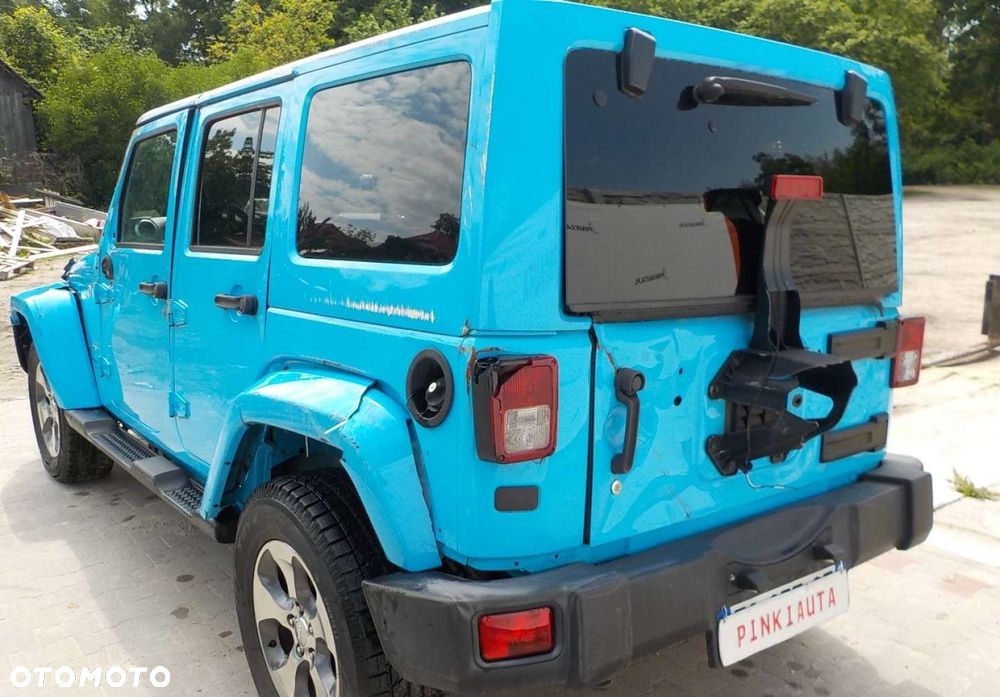 Jeep Wrangler 2.8 CRD Unlim Sahara - 12