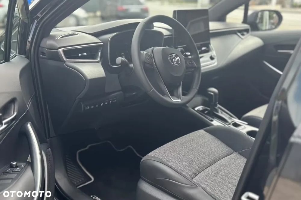 Toyota Corolla 2.0 Hybrid Style - 11