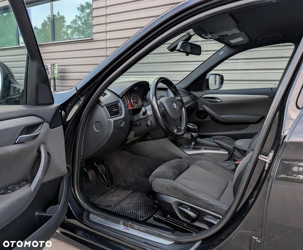 BMW X1 xDrive20d Sport Line - 14