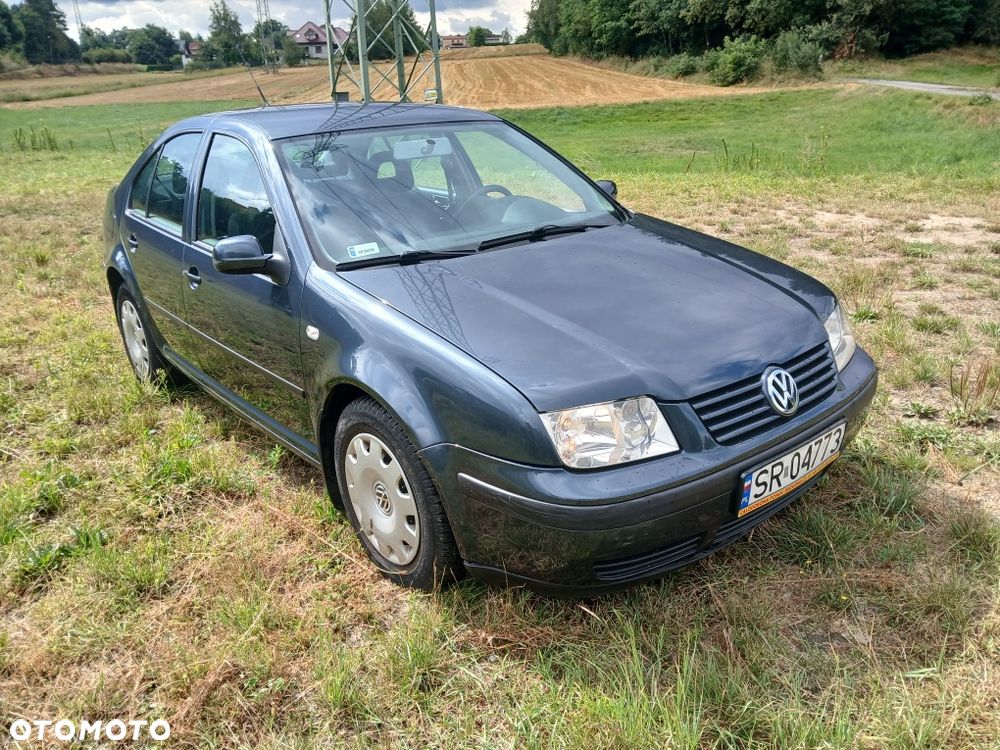 Volkswagen Bora - 1
