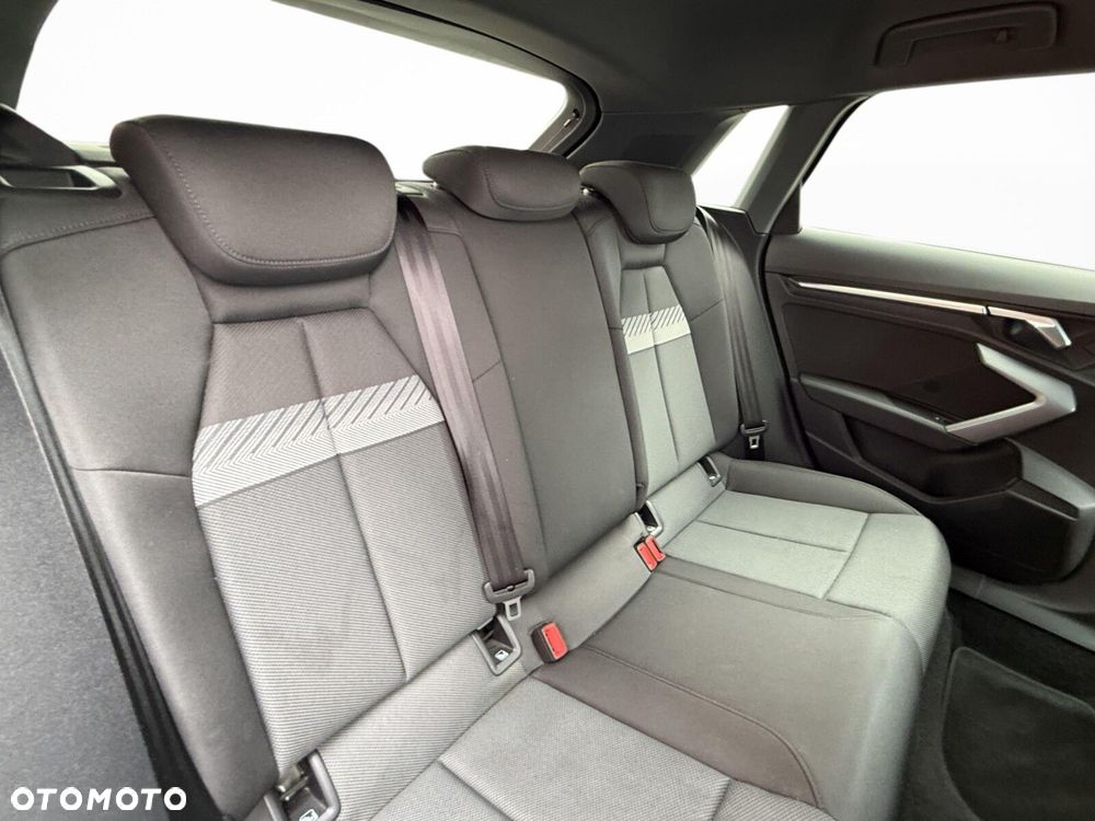Audi A3 Sportback 35 TFSI mHEV Advanced S tronic - 30